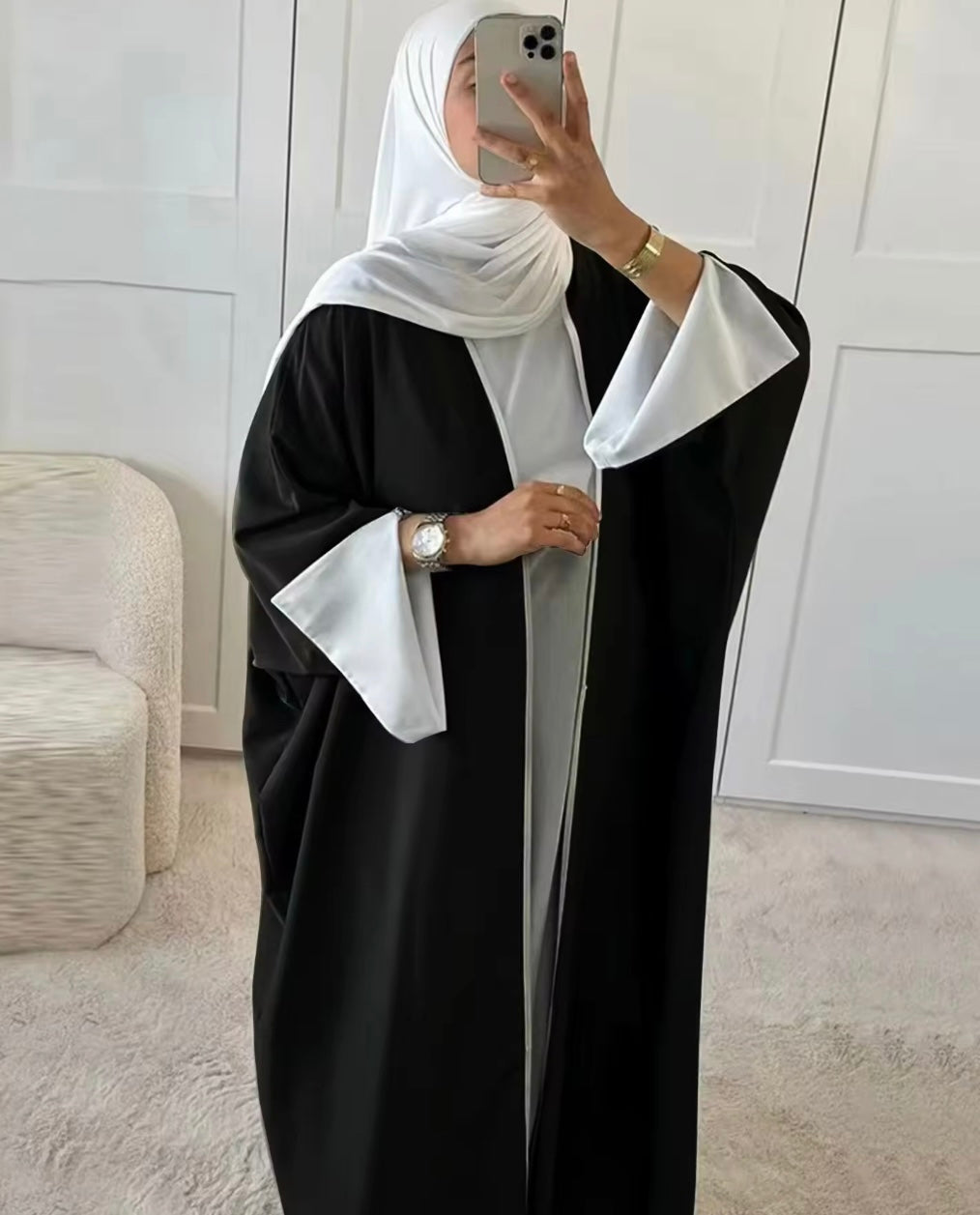 Anisa Abaya