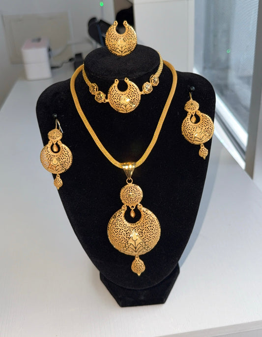 Gold plated jewelry set