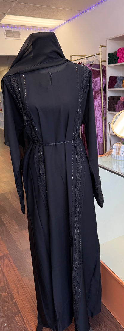 Closed abaya