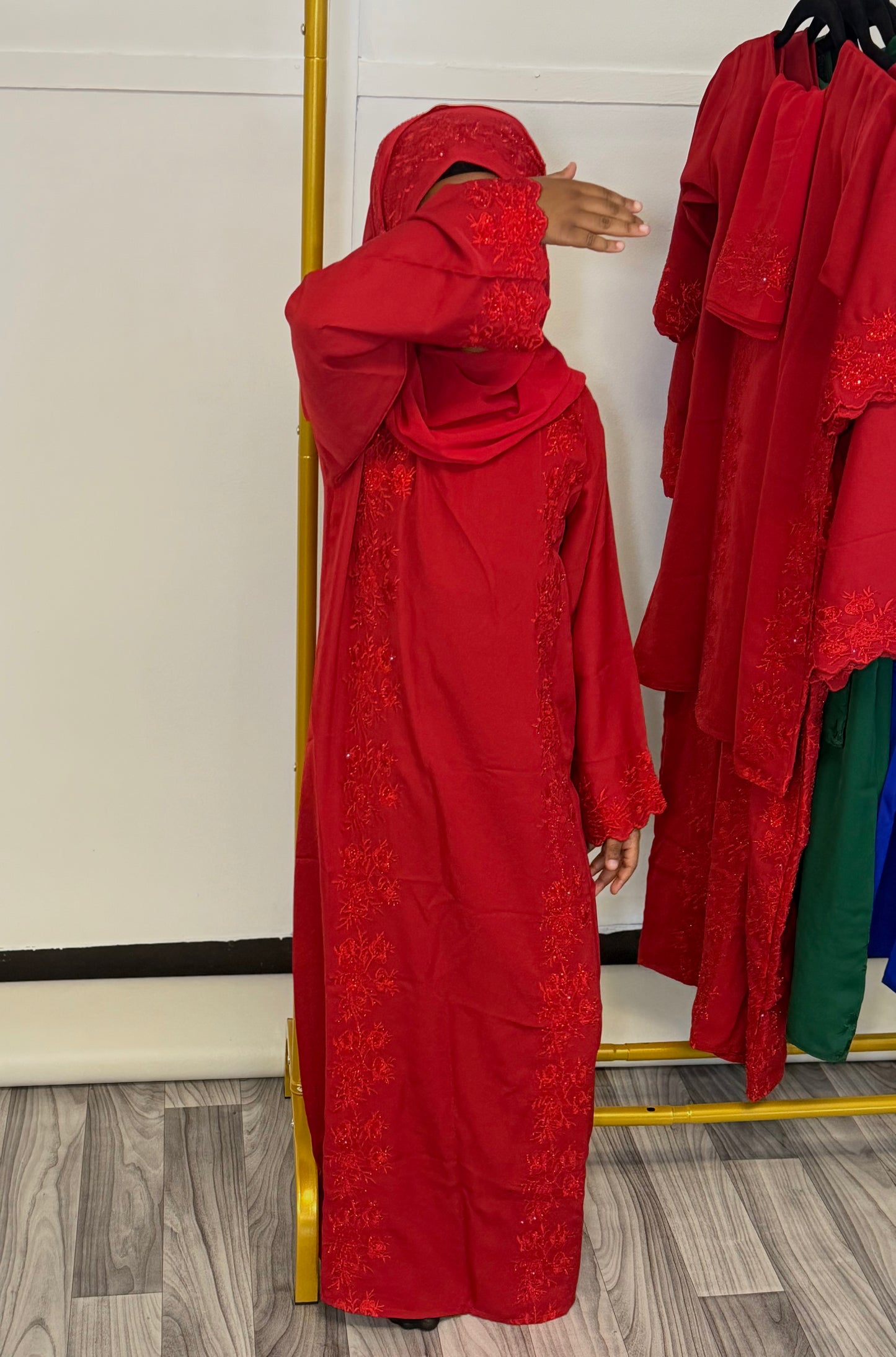 Zara Abaya